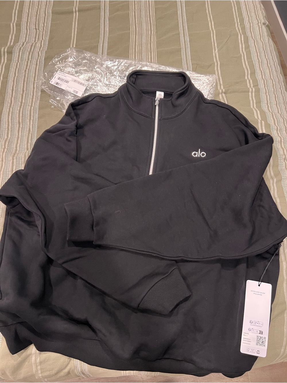 *NEW* ALO Yoga Accolade 1/4 Zip Pullover Sweatshirt - Black - L - Picture 6 of 8